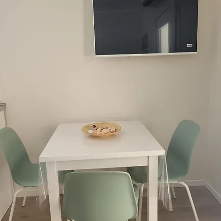 Pixel Sea A Misano Brasile 300 M Dal Mare E Free Parking, Misano World Circuit A 7 Minuti Di Macchina * 米萨诺阿德里亚蒂科